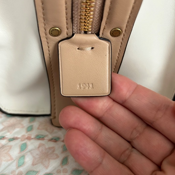 EUC Coach Rogue 31 Colorblock Beechwood Chalk Burgandy Brass HW “C”Chain RARE 👜 - Picture 7 of 16